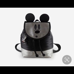 NWT Harveys spooky Mickey seatbelt backpack
